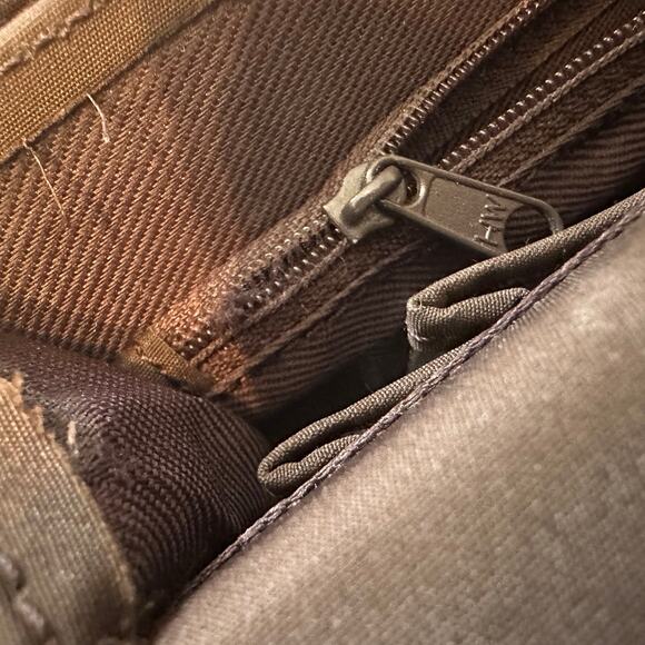 Nine West Brown Faux‎ Alligator Leather Crossbody Purse - Picture 10 of 10